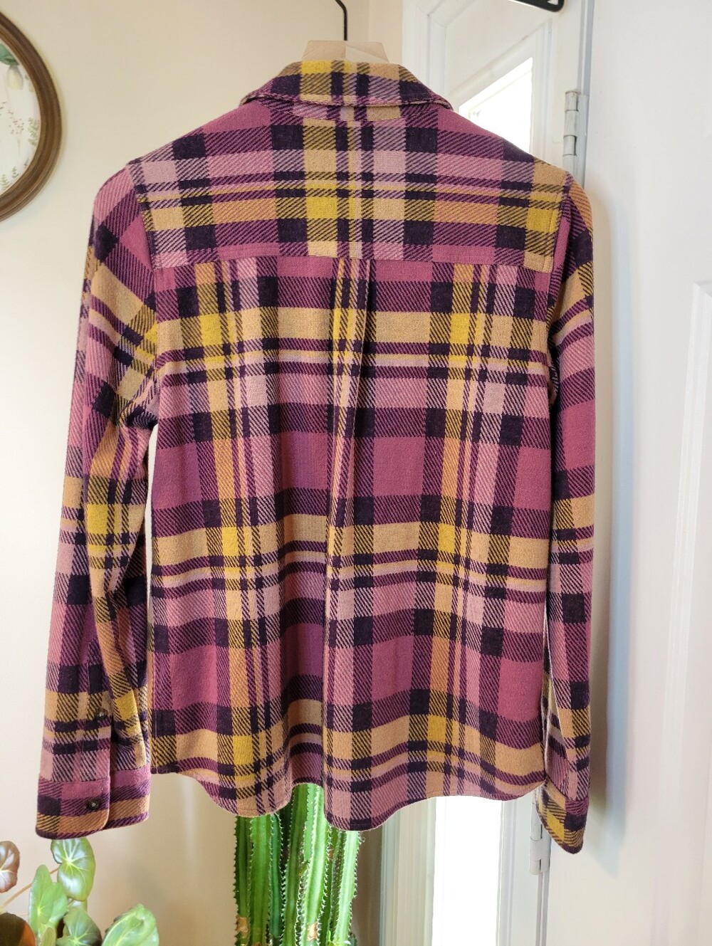 Faherty Legend Plaid Button Down Soft Purple Sweater Shirt, Size Womens Medium - Picture 4 of 7